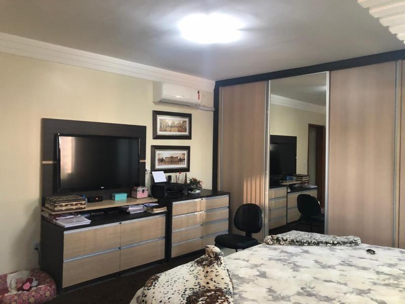 Apartamento à venda com 3 quartos, 144m² - Foto 5