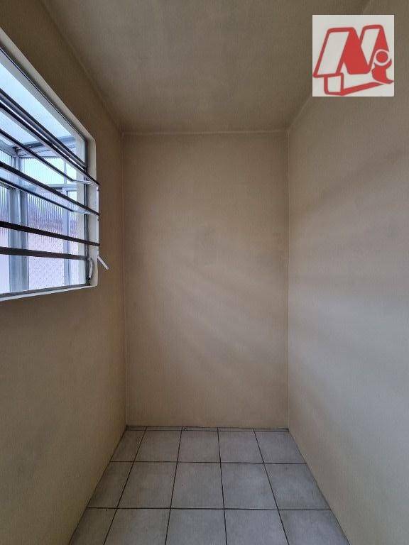 Apartamento para alugar com 2 quartos, 70m² - Foto 28