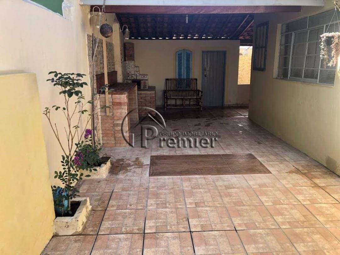 Casa à venda com 4 quartos, 200m² - Foto 9