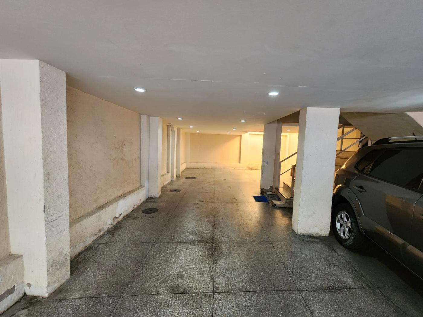 Apartamento à venda com 3 quartos, 69m² - Foto 3