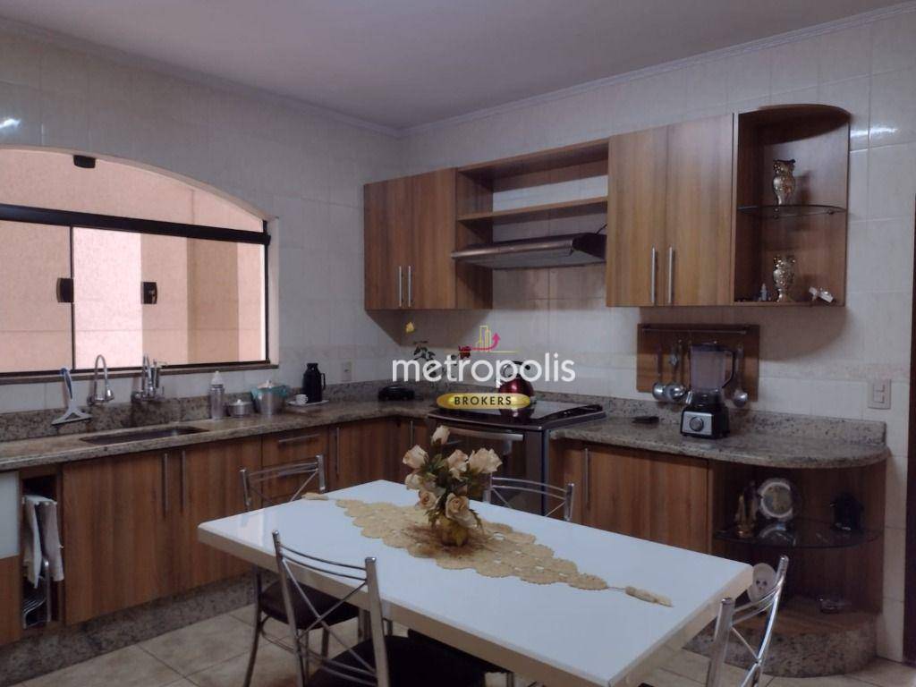 Sobrado à venda com 3 quartos, 250m² - Foto 6