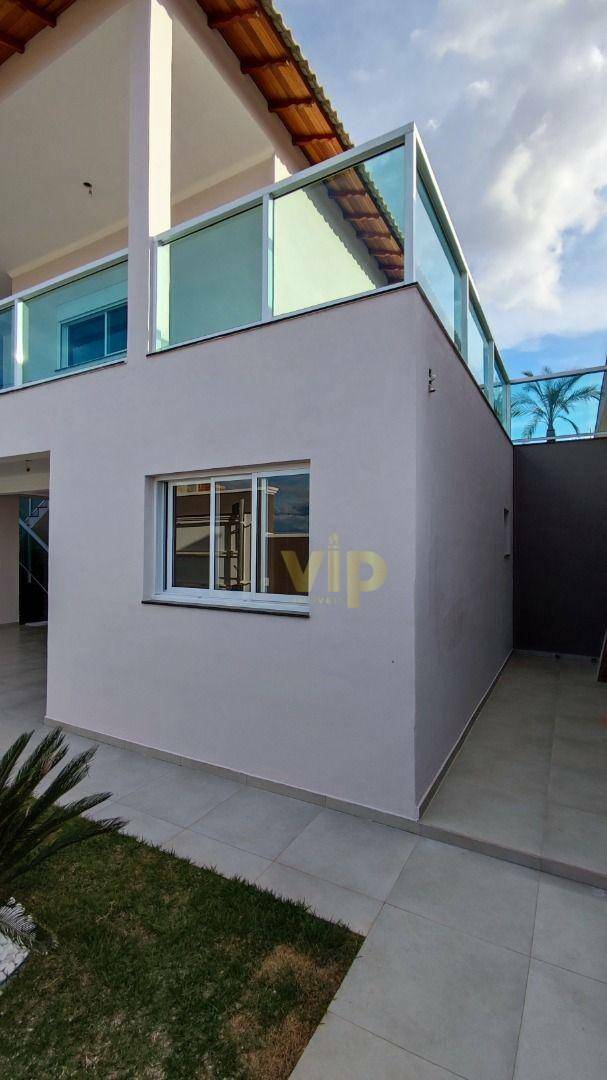 Casa à venda com 4 quartos, 210m² - Foto 5