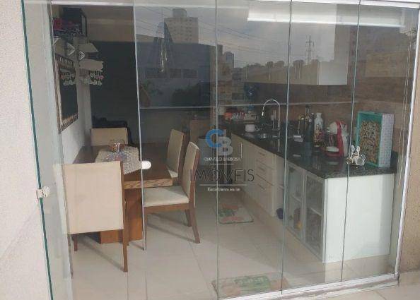 Apartamento à venda com 2 quartos, 80m² - Foto 2