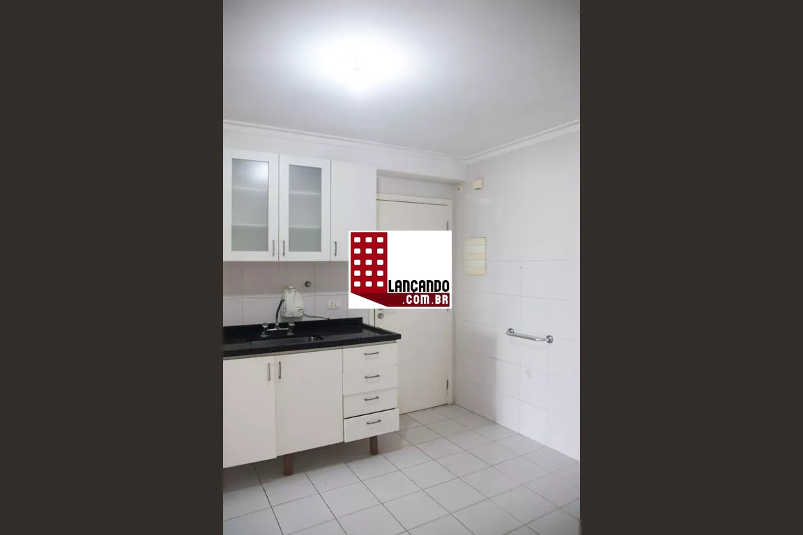 Apartamento à venda com 3 quartos, 121m² - Foto 4