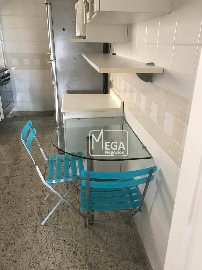 Apartamento para alugar com 2 quartos, 98m² - Foto 20