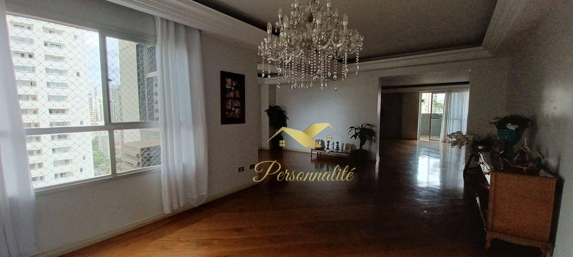 Apartamento à venda com 4 quartos, 210m² - Foto 11