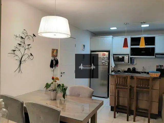 Apartamento à venda com 2 quartos, 56m² - Foto 1