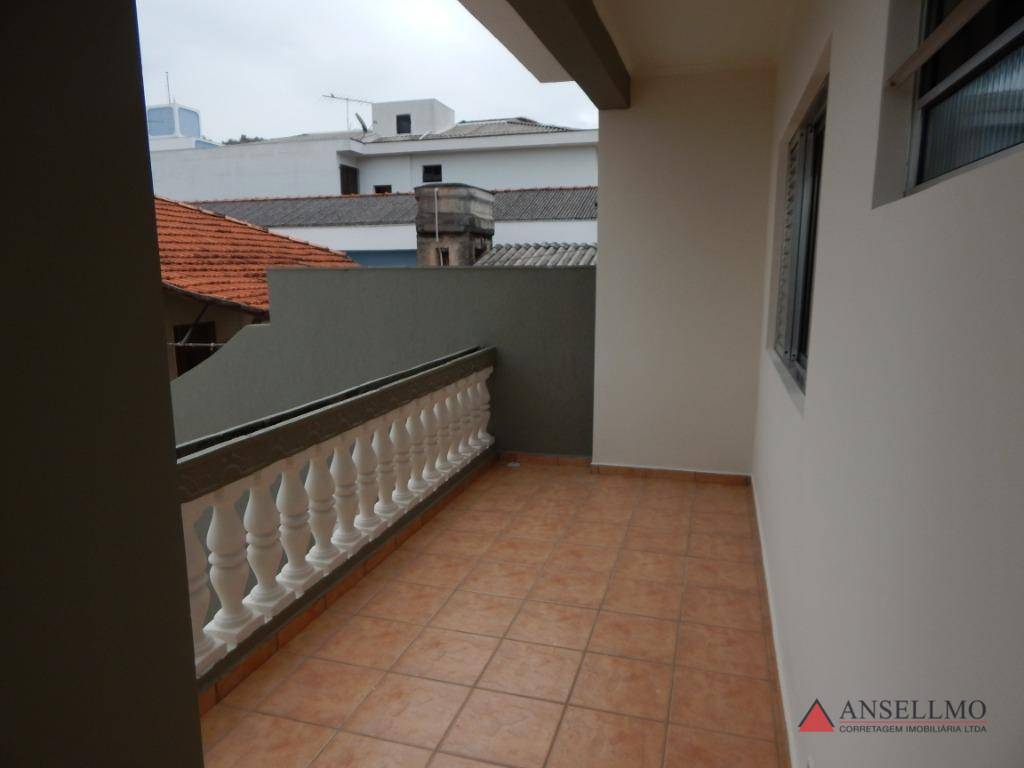 Casa para alugar com 4 quartos, 270m² - Foto 46