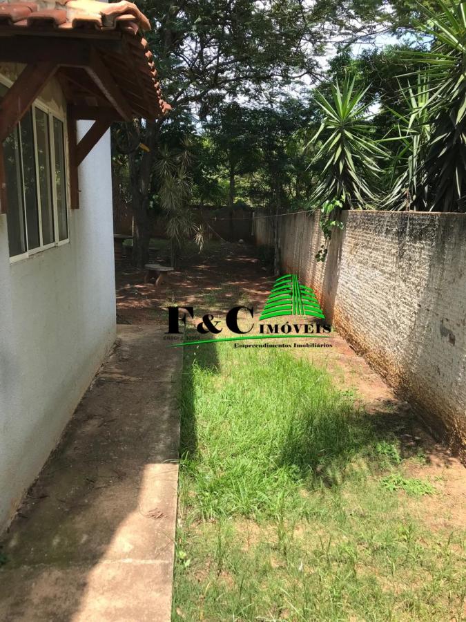Chácara à venda com 5 quartos, 1000m² - Foto 9