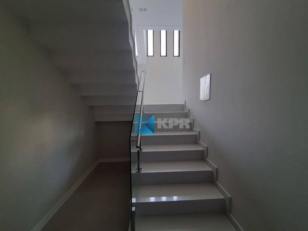 Casa de Condomínio à venda com 4 quartos, 440m² - Foto 5