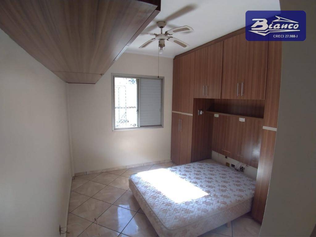 Apartamento à venda com 3 quartos, 76m² - Foto 20