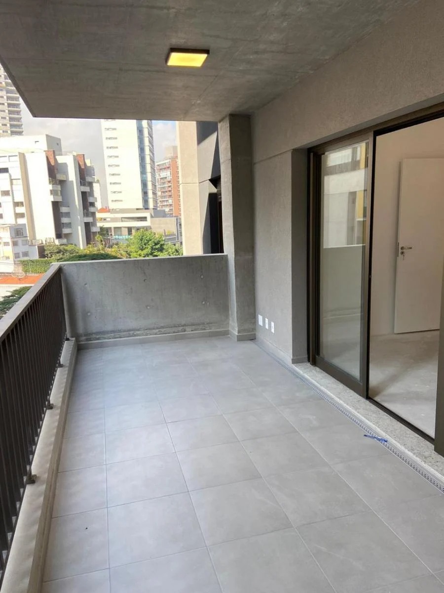 Apartamento à venda com 2 quartos, 70m² - Foto 1