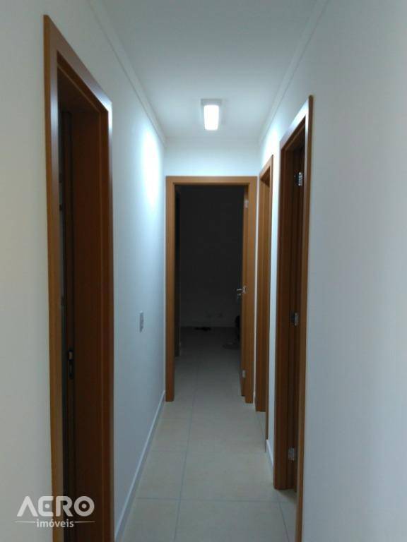 Apartamento à venda e aluguel com 3 quartos, 70m² - Foto 4