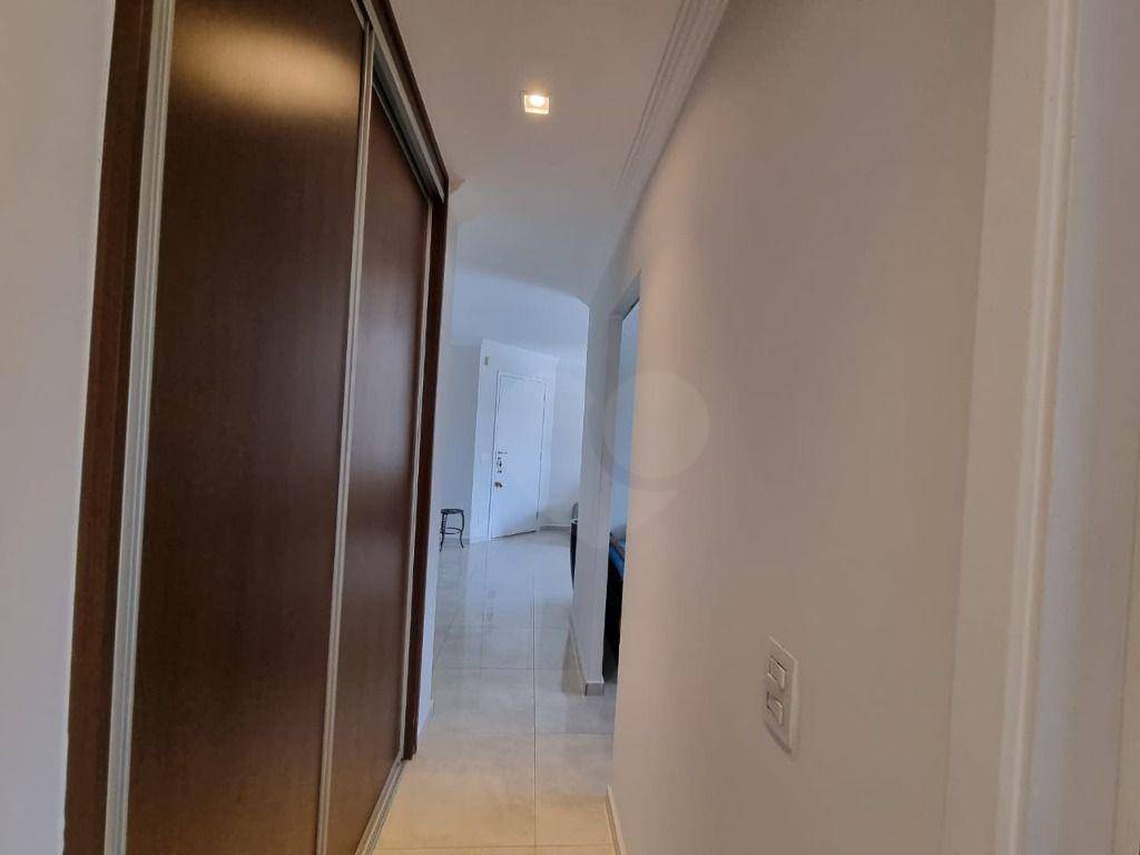 Apartamento para alugar com 3 quartos, 94m² - Foto 15