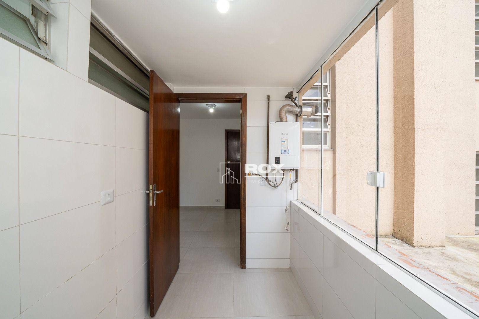 Apartamento para alugar com 3 quartos, 102m² - Foto 11