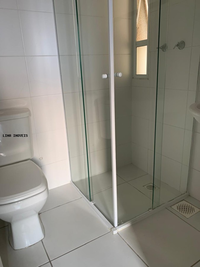 Apartamento para alugar com 2 quartos, 68m² - Foto 12