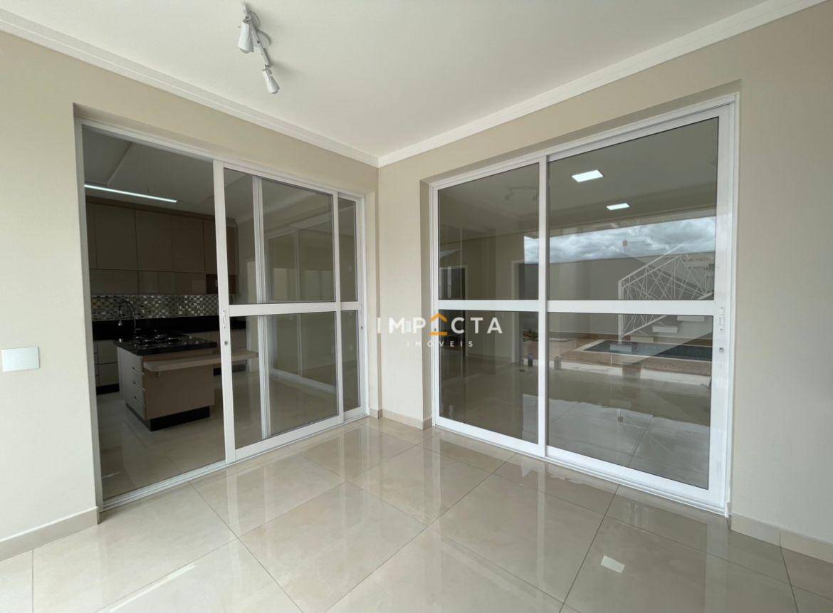 Casa à venda com 4 quartos, 220m² - Foto 32