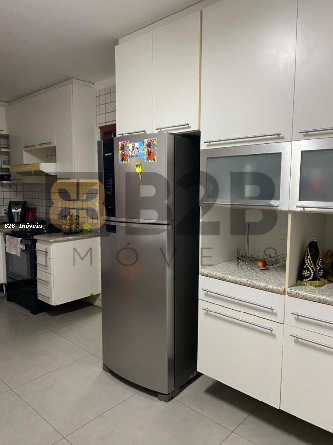 Apartamento à venda com 3 quartos, 148m² - Foto 20