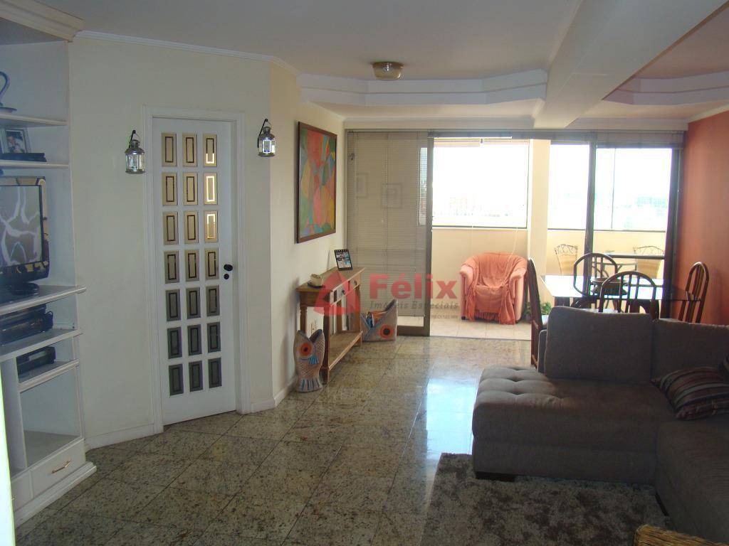 Apartamento à venda com 3 quartos, 153m² - Foto 13