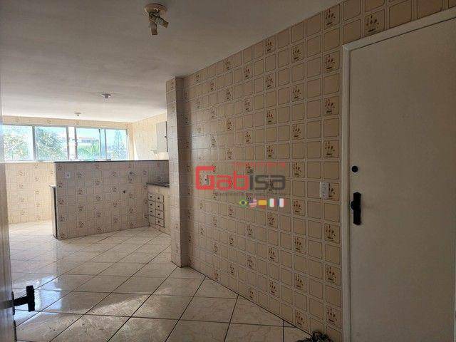 Apartamento à venda com 3 quartos, 140m² - Foto 7