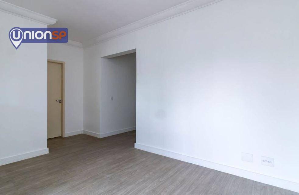 Apartamento à venda com 1 quarto, 38m² - Foto 4