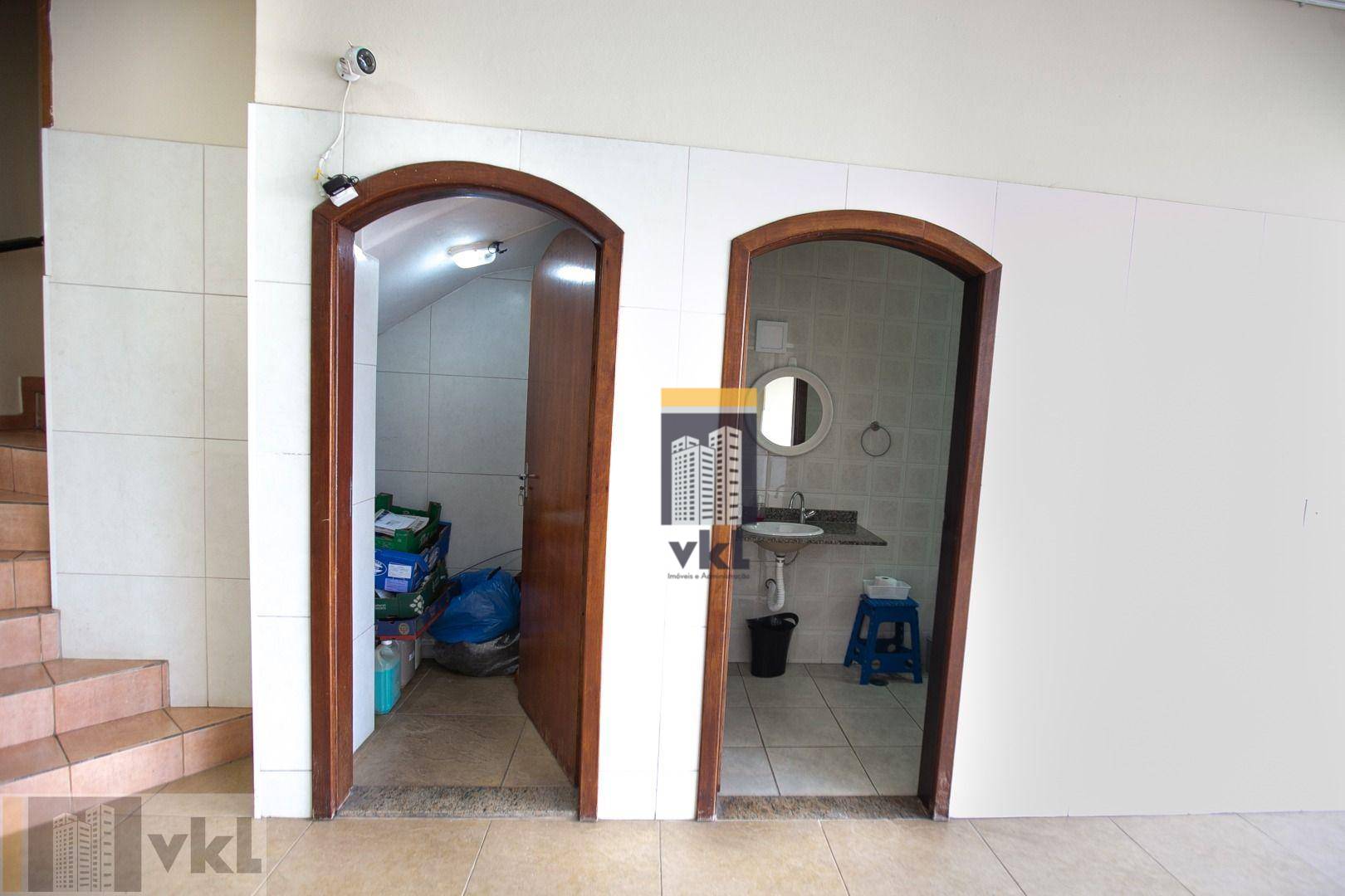 Sobrado à venda com 4 quartos, 372m² - Foto 11