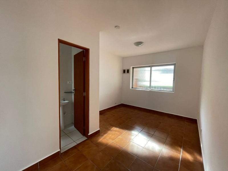 Casa para alugar com 3 quartos, 90m² - Foto 14