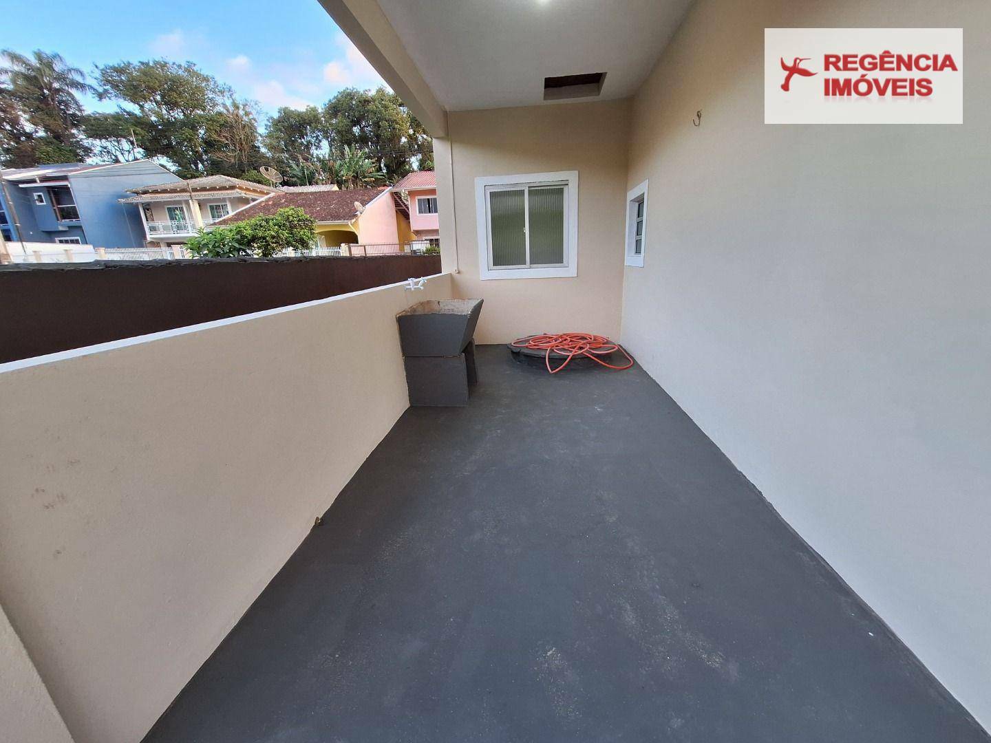 Casa à venda com 3 quartos, 100m² - Foto 8