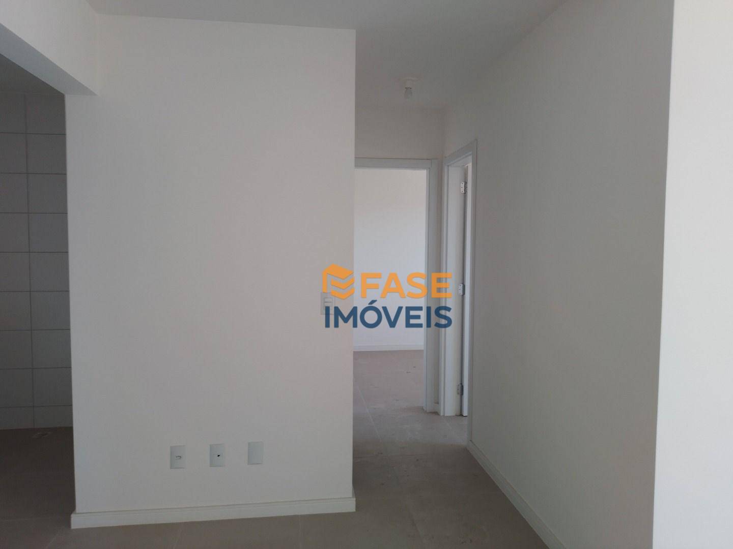 Apartamento à venda com 2 quartos, 57m² - Foto 9