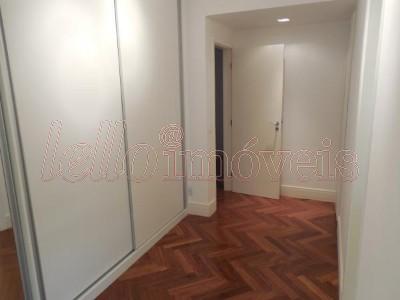 Apartamento à venda com 3 quartos, 182m² - Foto 6