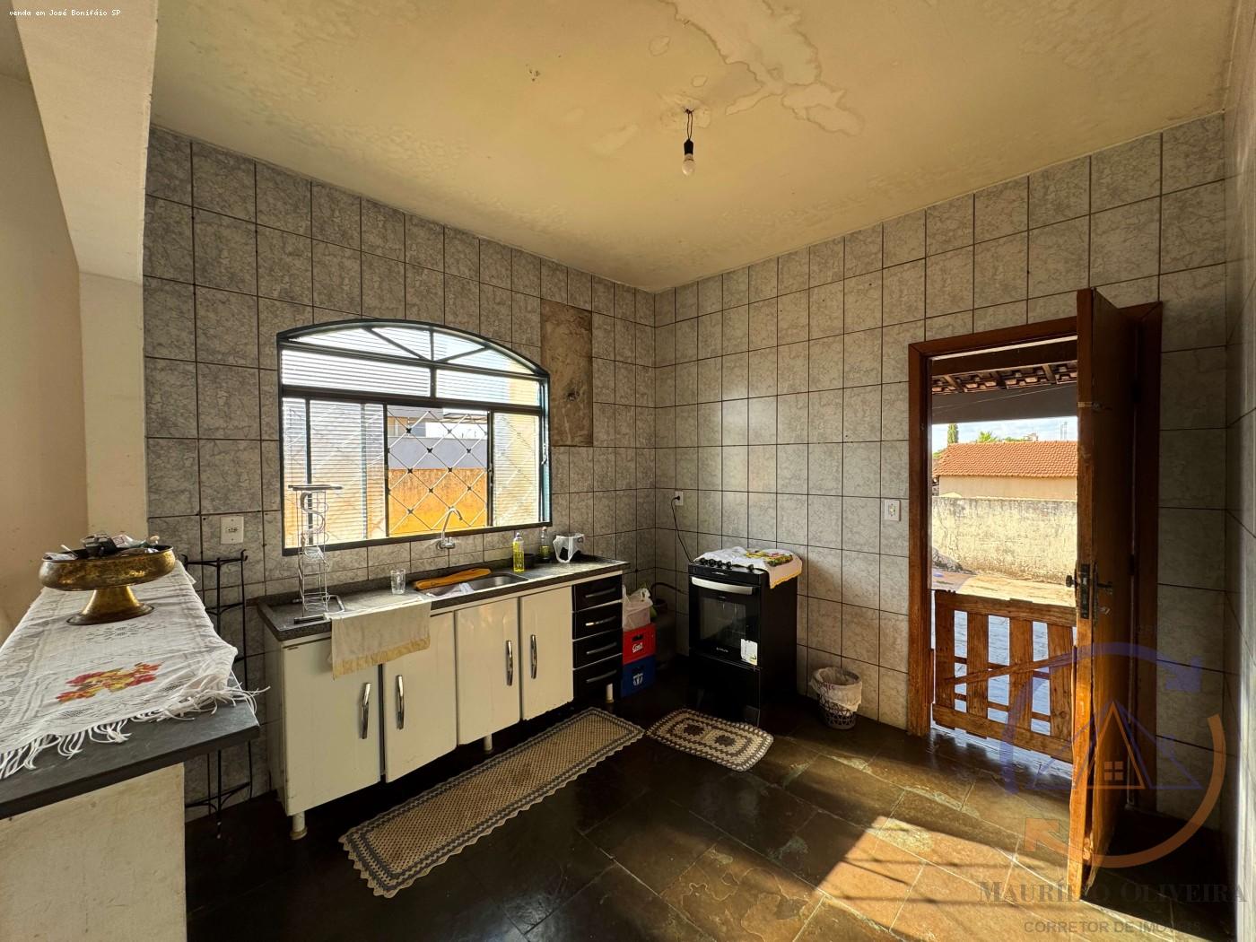 Casa à venda com 3 quartos, 308m² - Foto 17