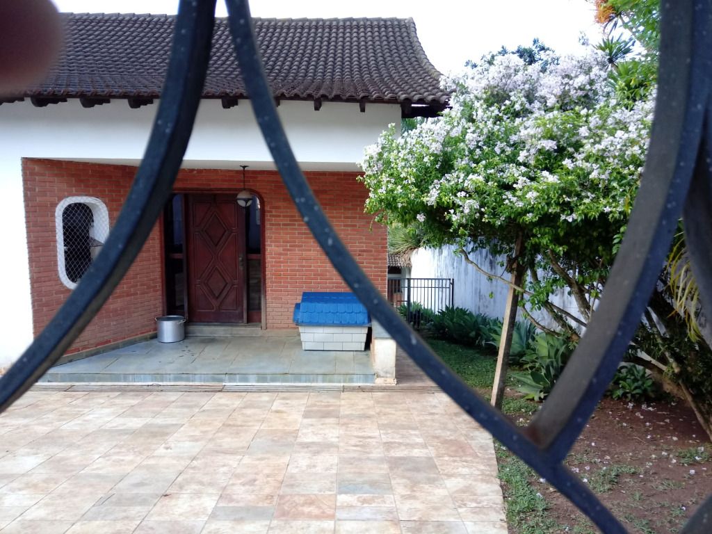 Casa de Condomínio à venda com 4 quartos, 550m² - Foto 20