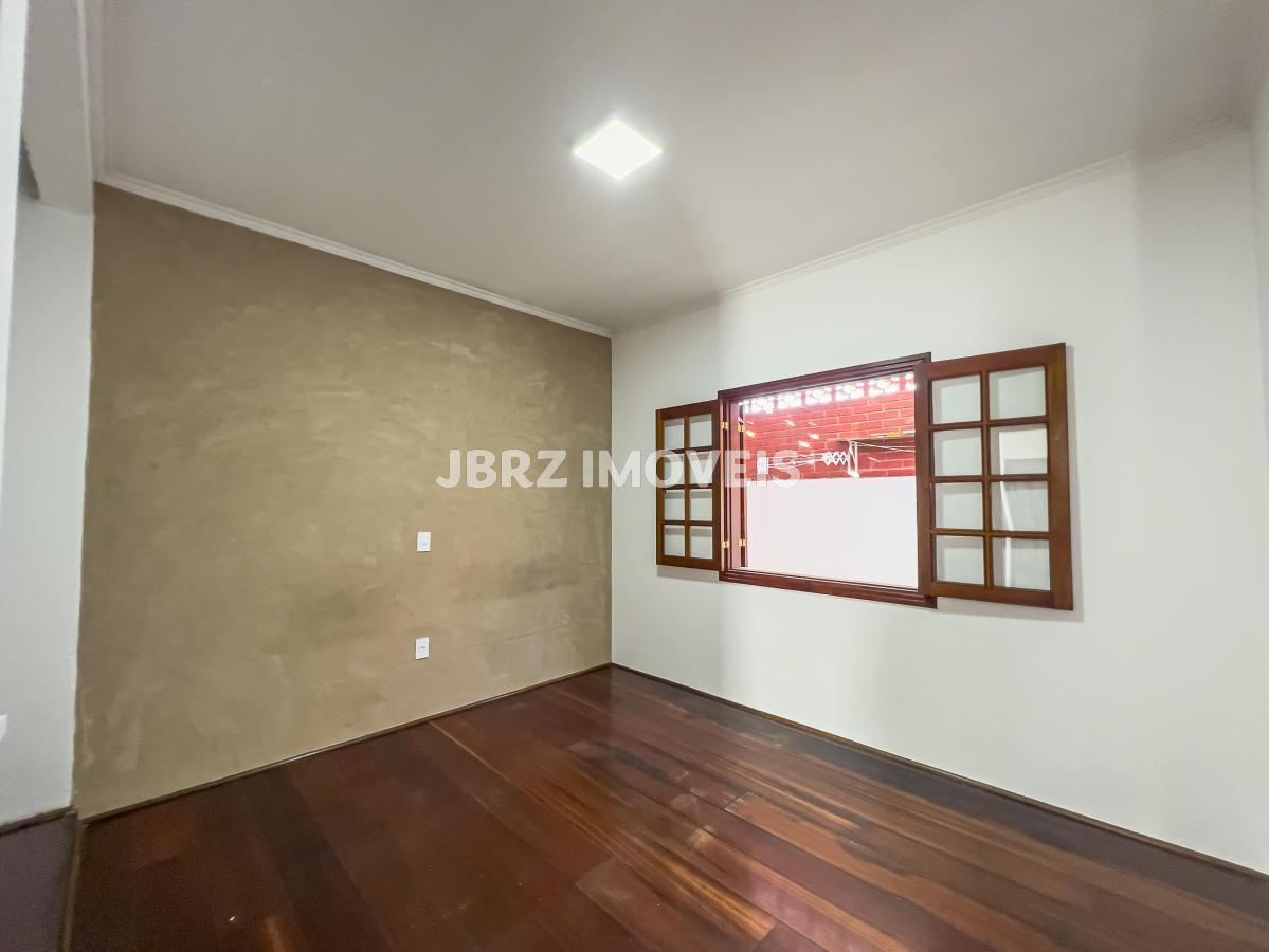 Casa à venda com 3 quartos, 379m² - Foto 23