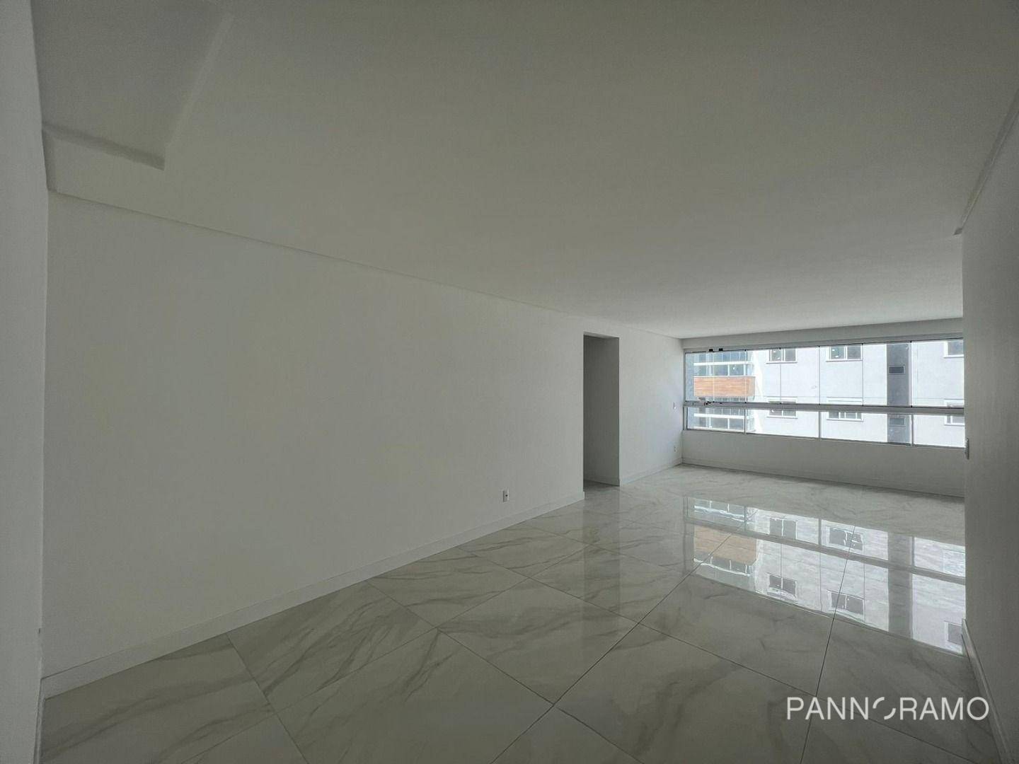 Apartamento à venda com 3 quartos, 107m² - Foto 8