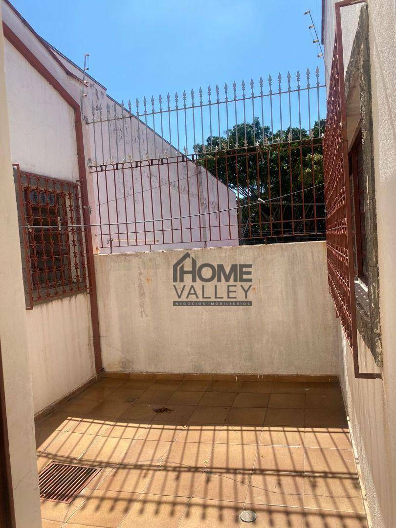 Casa à venda e aluguel com 4 quartos, 172m² - Foto 21