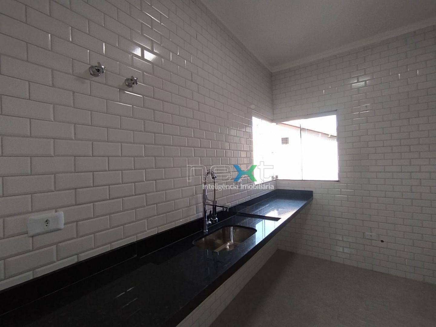 Casa à venda com 3 quartos, 130m² - Foto 14