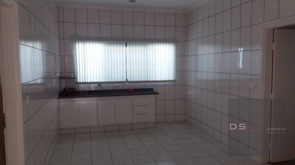 Casa à venda com 3 quartos, 400M2 - Foto 8