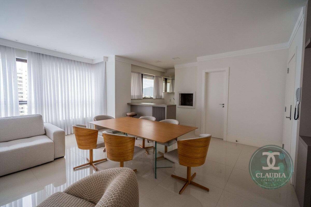 Apartamento à venda com 3 quartos, 206m² - Foto 23