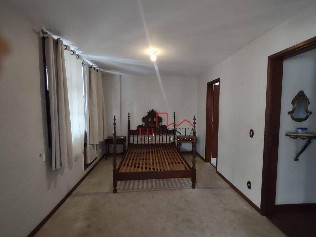 Apartamento à venda com 3 quartos, 140m² - Foto 19