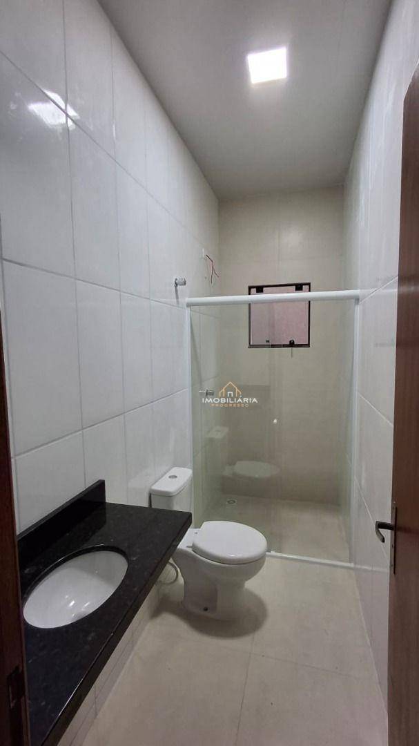 Casa à venda com 3 quartos, 72m² - Foto 12