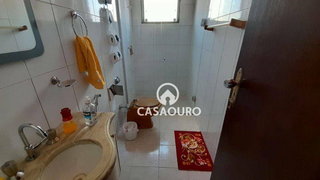 Apartamento à venda com 3 quartos, 118m² - Foto 25