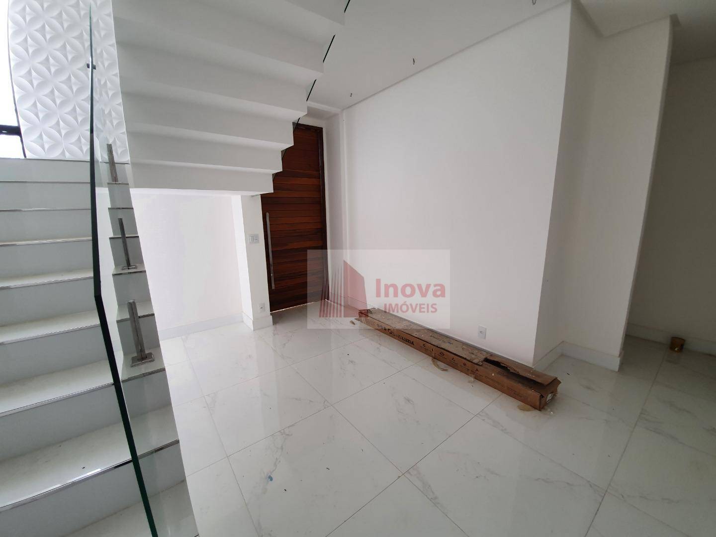 Casa de Condomínio à venda com 4 quartos, 360m² - Foto 22