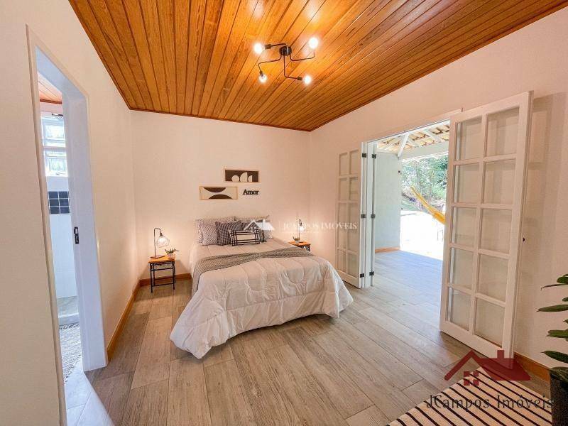 Casa à venda com 4 quartos, 235m² - Foto 39