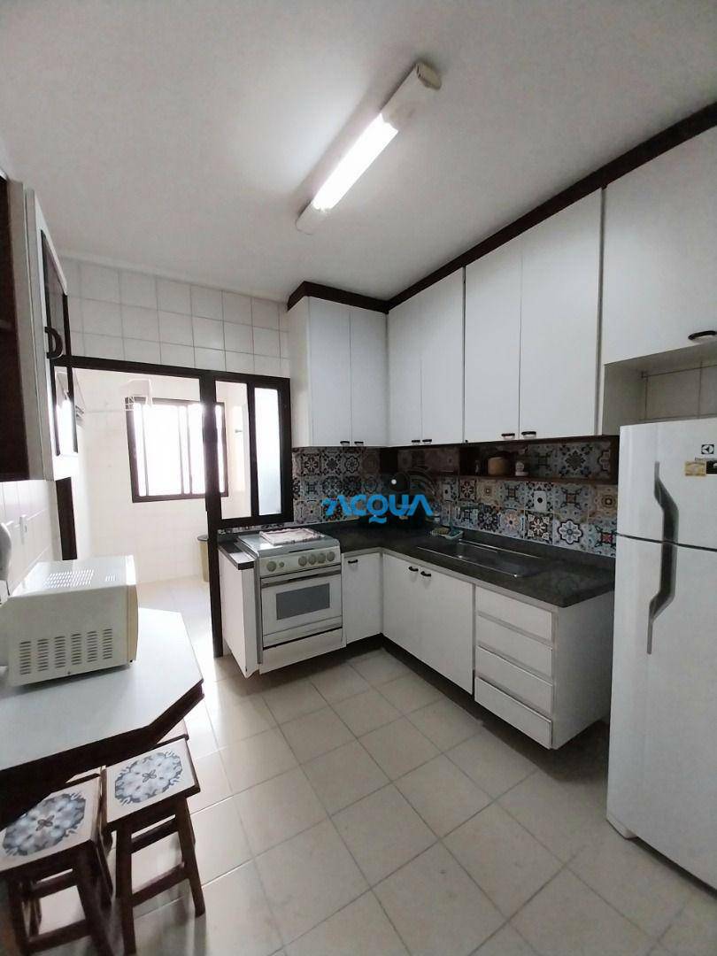 Apartamento à venda com 3 quartos, 95m² - Foto 3