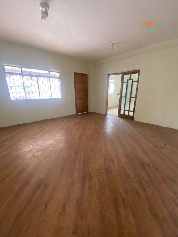 Sobrado à venda com 2 quartos, 142m² - Foto 2