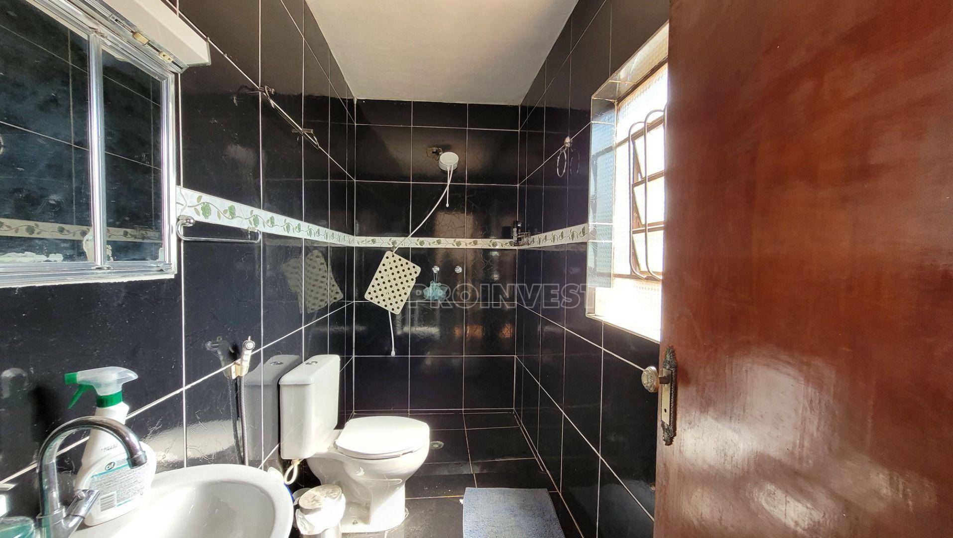 Chácara à venda com 3 quartos, 200m² - Foto 15