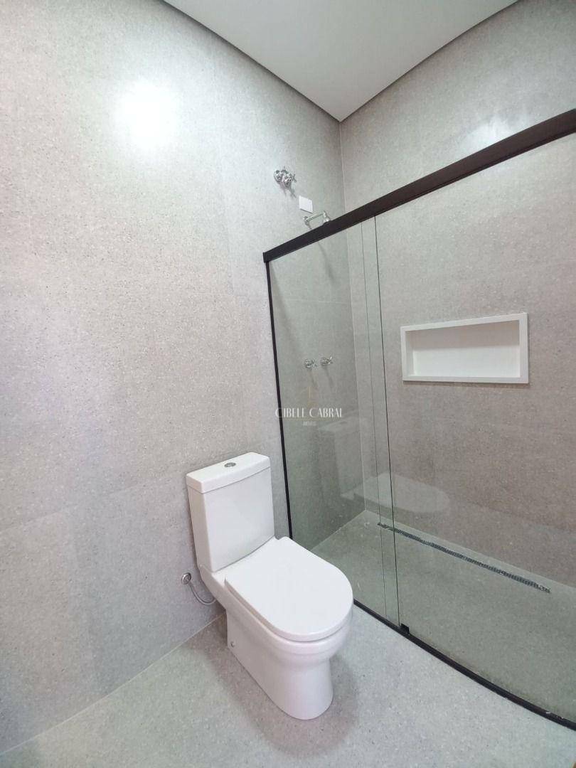 Casa de Condomínio à venda com 3 quartos, 250m² - Foto 22