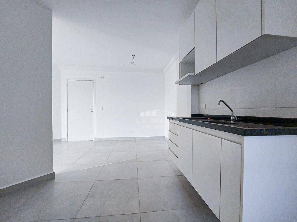 Apartamento à venda com 2 quartos, 62m² - Foto 5