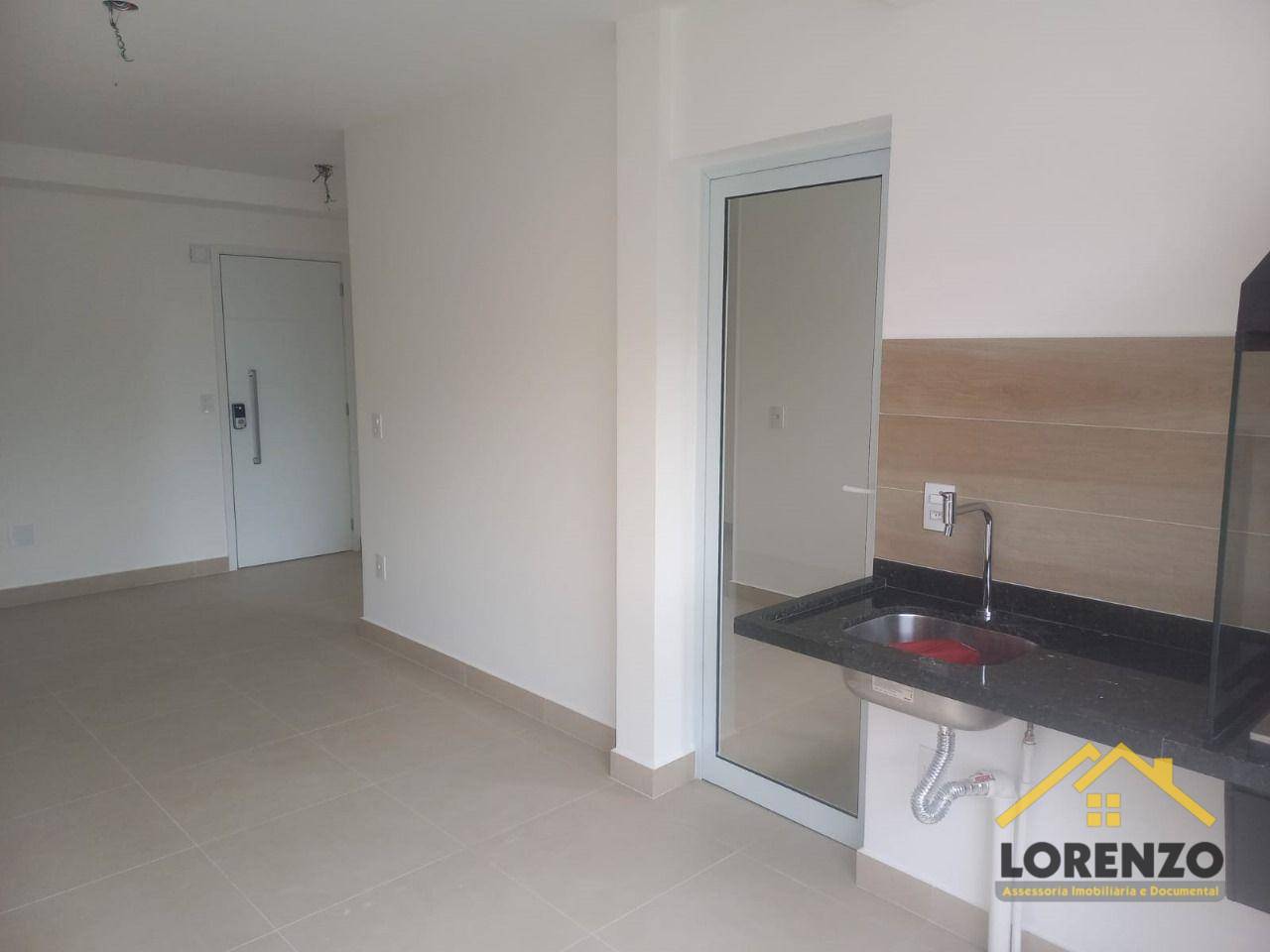 Apartamento à venda com 3 quartos, 96m² - Foto 4