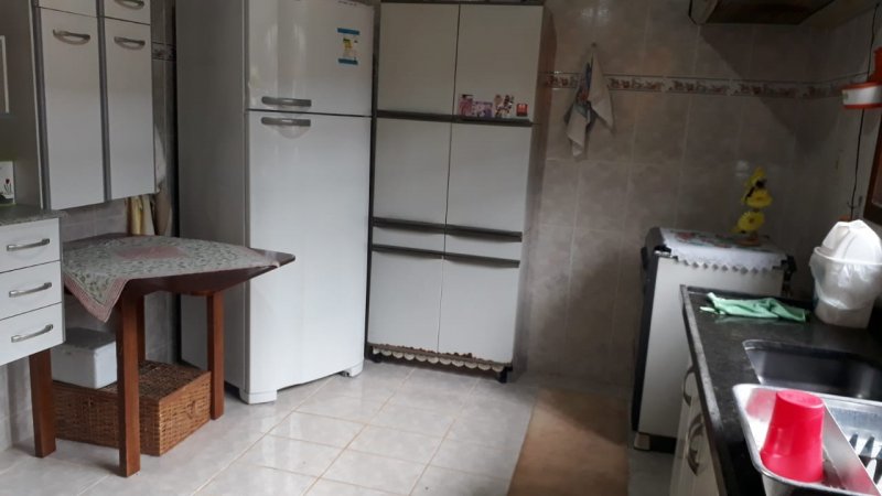 Fazenda à venda com 3 quartos, 160m² - Foto 4